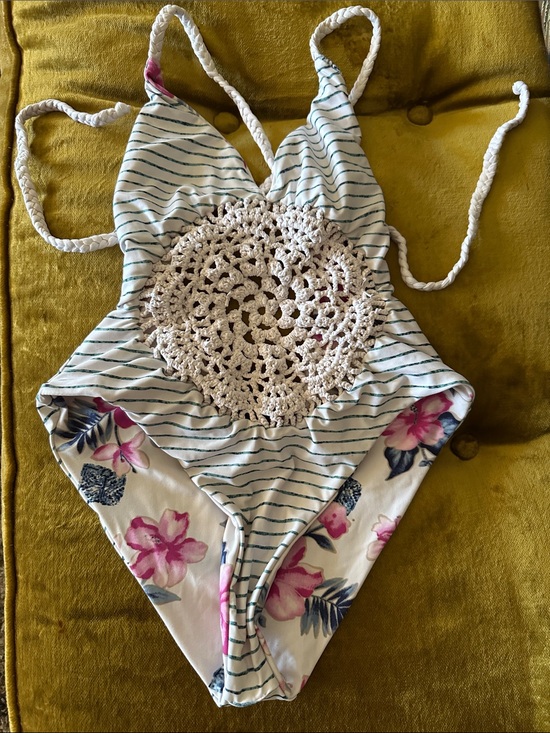 Frankie's Bikinis Other - Frankie’s Reversible Striped/Floral Crochet One-Piece Swimsuit - Pink & Blue